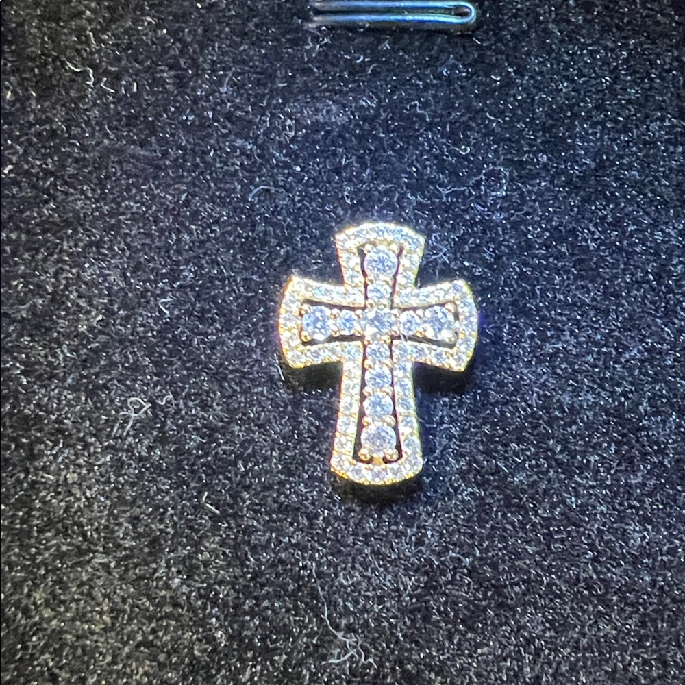 18K Diamond, Yellow gold, Solid gold Cross, about 17.8 x 13.7mm 14k GOLD CHAIN - Picture 10 of 17
